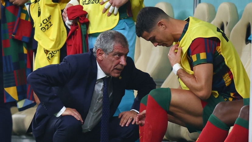 Sau thất bại tại World Cup 2022, HLV kỳ cựu Fernando Santos đã bị Liên đoàn bóng đá Bồ Đào Nha chấm dứt hợp đồng. Sau thất bại tại World Cup 2022, HLV kỳ cựu Fernando Santos đã bị Liên đoàn bóng đá Bồ Đào Nha chấm dứt hợp đồng.