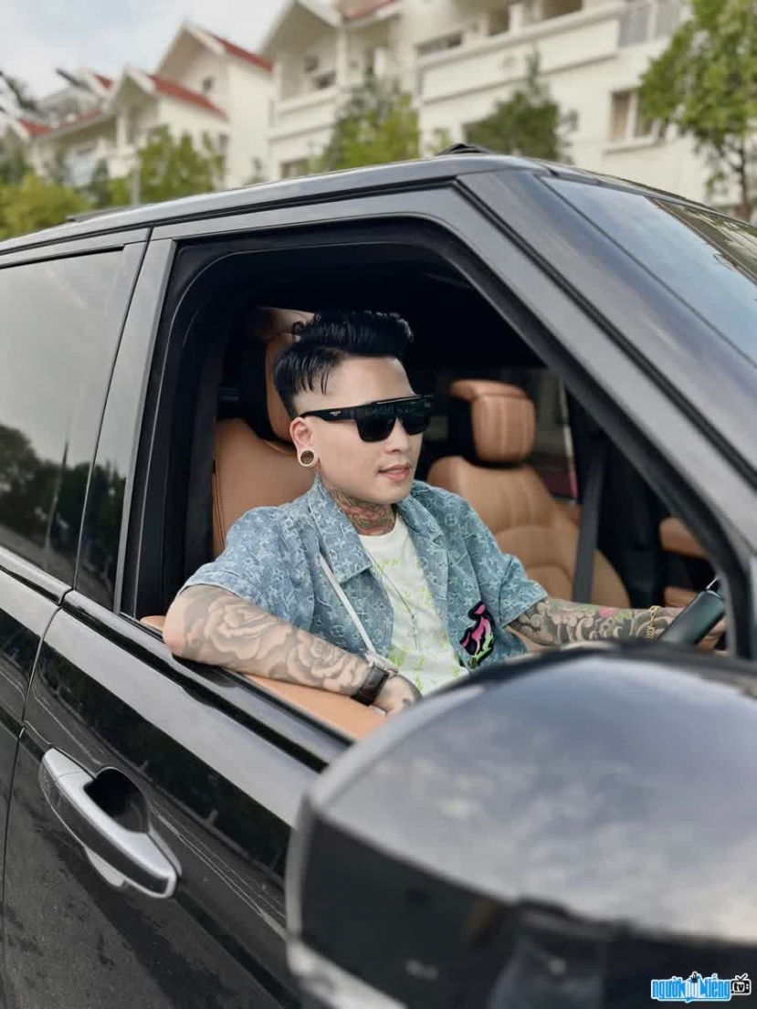 Tiktoker Cường Keng - hotboy thành công trong lĩnh vực ngành làm đẹp - Ảnh 4 Tiktoker Cường Keng - hotboy thành công trong lĩnh vực ngành làm đẹp - Ảnh 4