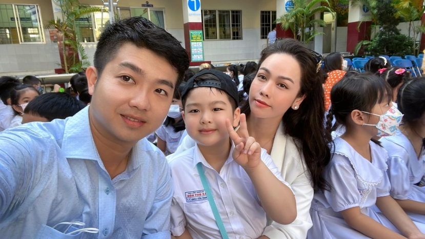 Nhật Kim Anh cùng chồng cũ chụp ảnh chung khiến nhiều người chú ý (Ảnh: Internet) Nhật Kim Anh cùng chồng cũ chụp ảnh chung khiến nhiều người chú ý (Ảnh: Internet)