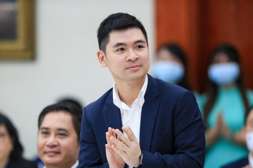 Cuộc sống hào môn của các nàng hậu, góc khuất phía sau có trải đầy hoa hồng? - Ảnh 2 Cuộc sống hào môn của các nàng hậu, góc khuất phía sau có trải đầy hoa hồng? - Ảnh 2