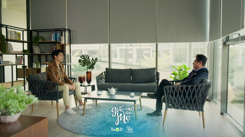 Giấc mơ của mẹ tập 6: Ông Quốc (NSƯT Hữu Châu) bị đánh ghen, Kiên Cường (Trần Ngọc Vàng) bị cưỡng hôn - Ảnh 1 Giấc mơ của mẹ tập 6: Ông Quốc (NSƯT Hữu Châu) bị đánh ghen, Kiên Cường (Trần Ngọc Vàng) bị cưỡng hôn - Ảnh 1