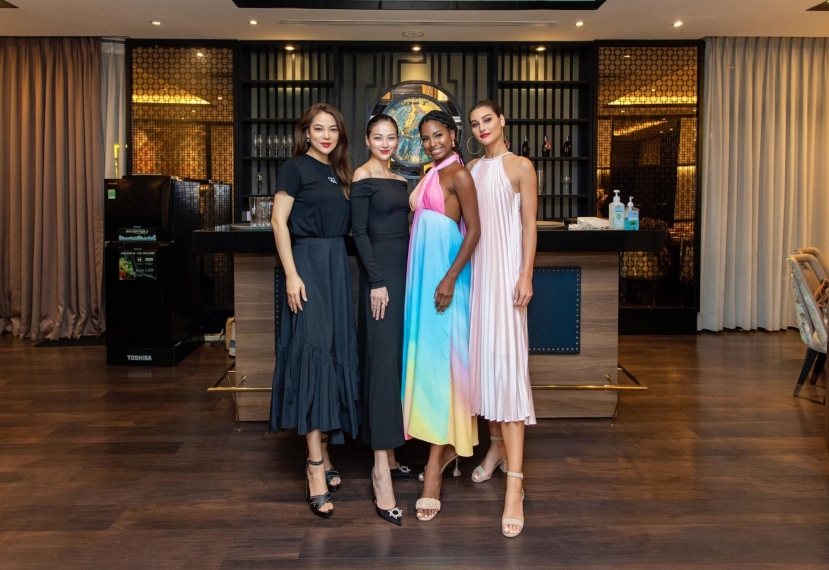 Trương Ngọc Ánh 'đọ sắc' cùng dàn người đẹp quốc tế (Ảnh: FBNV) Trương Ngọc Ánh 'đọ sắc' cùng dàn người đẹp quốc tế (Ảnh: FBNV)
