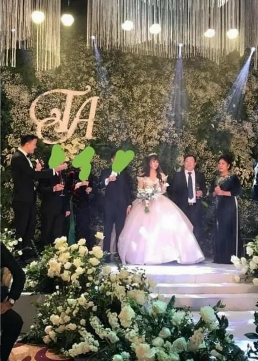 Đám cưới V.A và chồng cũ diễn ra vào năm 2018 (Ảnh: Internet) Đám cưới V.A và chồng cũ diễn ra vào năm 2018 (Ảnh: Internet)