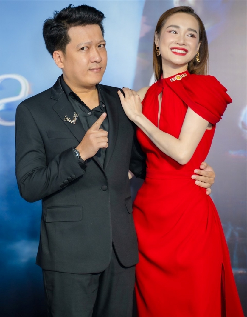 Trường Giang hết mực yêu thương, cưng chiều Nhã Phương. Mọi việc trong nhà đều do Mười khó thực hiện tốt (Ảnh: Internet) Trường Giang hết mực yêu thương, cưng chiều Nhã Phương. Mọi việc trong nhà đều do Mười khó thực hiện tốt (Ảnh: Internet)