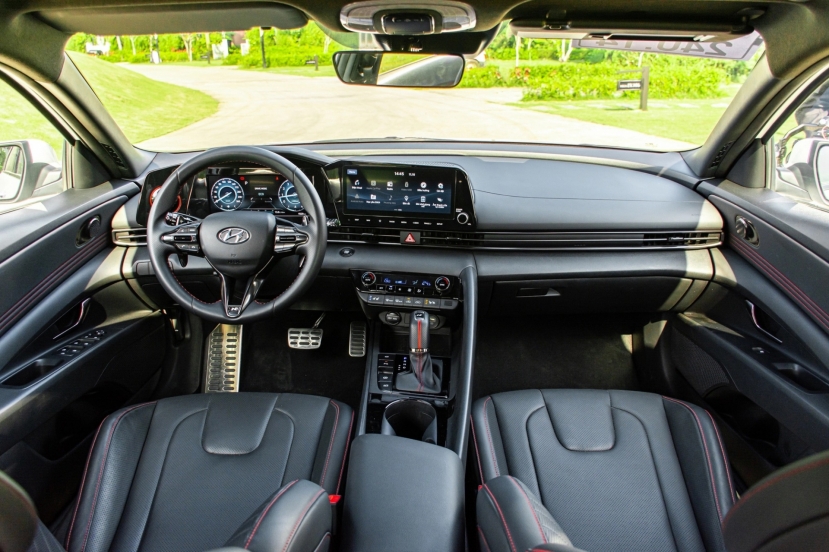 Nội thất Hyundai Elentra 2023 (Ảnh: Internet) Nội thất Hyundai Elentra 2023 (Ảnh: Internet)
