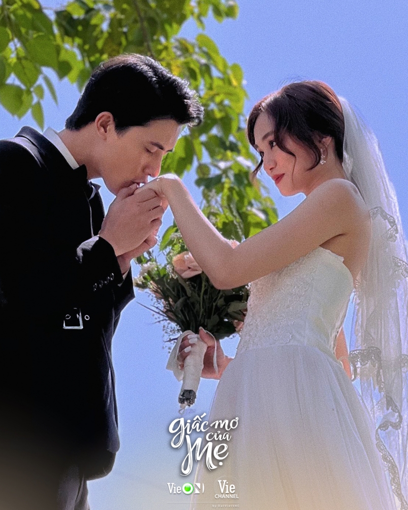 Giấc mơ của mẹ: Bộ ảnh cưới 'siêu tình' của Kiên Cường - Thanh Hằng - Ảnh 1 Giấc mơ của mẹ: Bộ ảnh cưới 'siêu tình' của Kiên Cường - Thanh Hằng - Ảnh 1