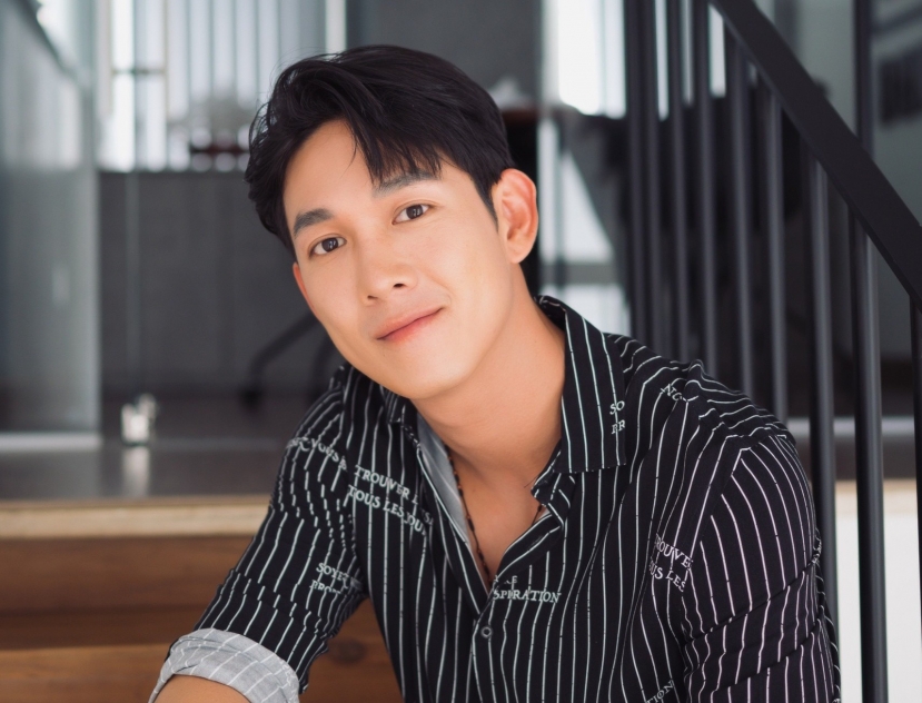 Song Luân được biết là nghệ sĩ nam tài năng, điển trai song ở tuổi 31 anh vẫn đang độc thân (Ảnh: FBNV) Song Luân được biết là nghệ sĩ nam tài năng, điển trai song ở tuổi 31 anh vẫn đang độc thân (Ảnh: FBNV)