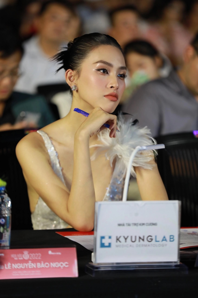 Nhan sắc của Tiểu Vy được nhận xét thăng hạng theo năm tháng (Ảnh: BTC) Nhan sắc của Tiểu Vy được nhận xét thăng hạng theo năm tháng (Ảnh: BTC)