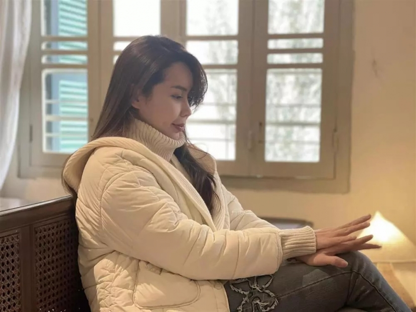 Ở độ tuổi U40, Lưu Hương Giang được ngợi khen xinh đẹp, trẻ trung (Ảnh: FBNV) Ở độ tuổi U40, Lưu Hương Giang được ngợi khen xinh đẹp, trẻ trung (Ảnh: FBNV)