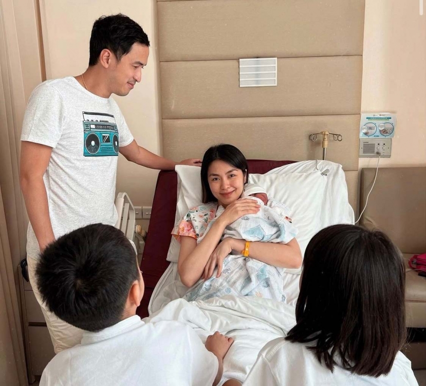 Gia đình nhỏ của Hà Tăng luôn nhận được sự quan tâm lớn từ phía khán giả (Ảnh: FBNV) Gia đình nhỏ của Hà Tăng luôn nhận được sự quan tâm lớn từ phía khán giả (Ảnh: FBNV)