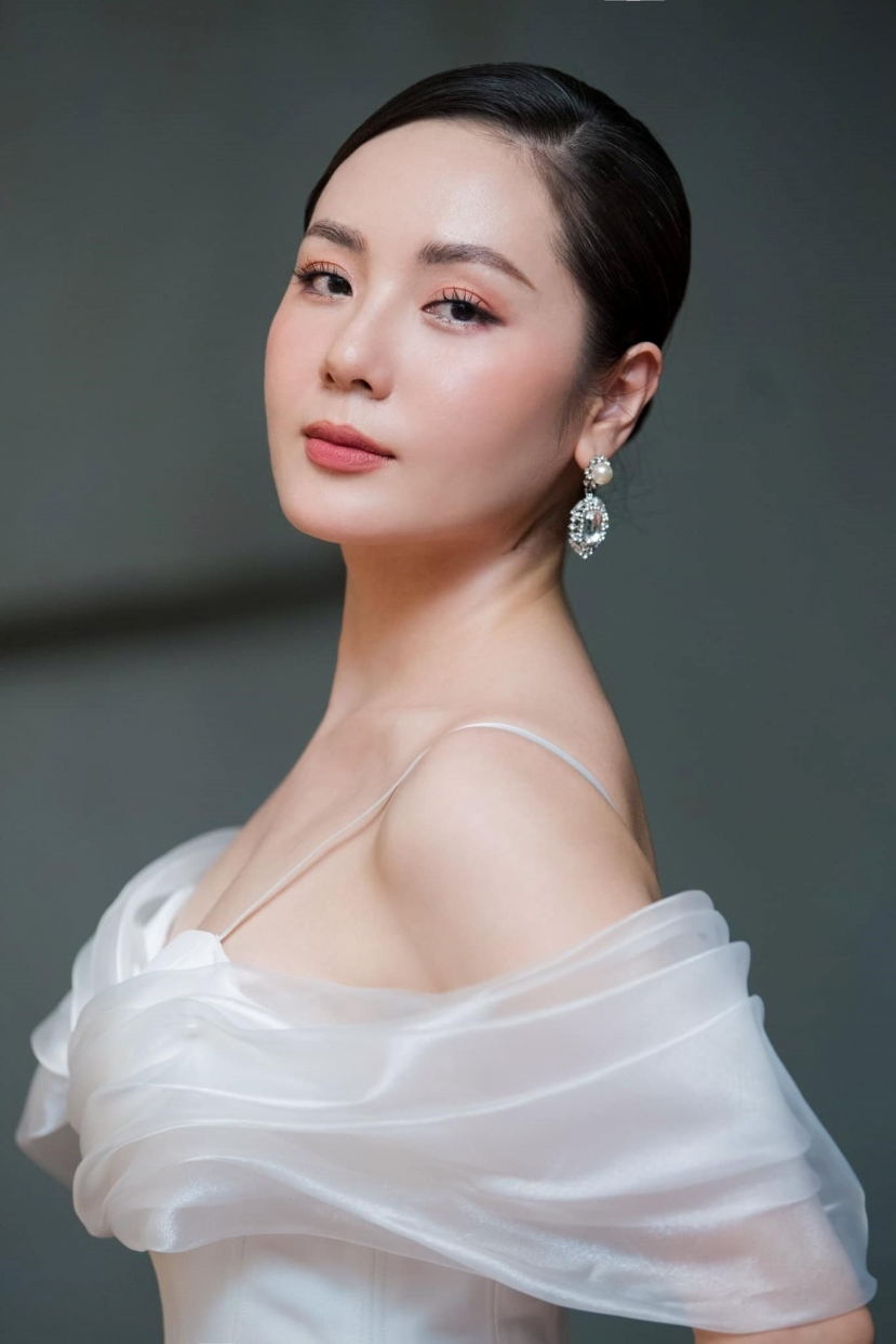 Phương Linh hiện tại ít hoạt động showbiz Việt nhưng vẫn nhận được sự quan tâm lớn Phương Linh hiện tại ít hoạt động showbiz Việt nhưng vẫn nhận được sự quan tâm lớn