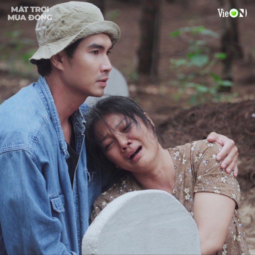Diễn viên Kiều Trinh nói về vai bà Tư trong 'Mặt trời mùa đông' - Ảnh 1 Diễn viên Kiều Trinh nói về vai bà Tư trong 'Mặt trời mùa đông' - Ảnh 1