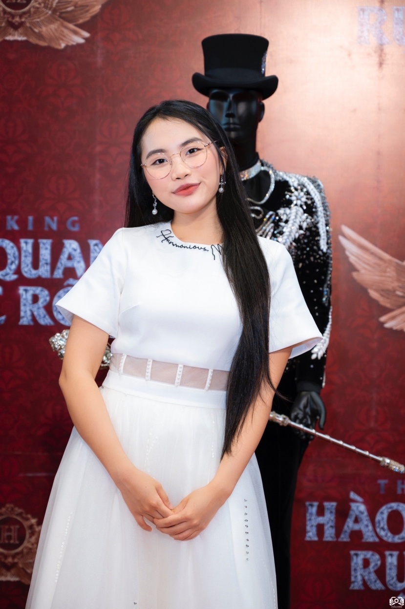 Cuộc sống hiện tại của dàn sao Giọng hát Việt nhí mùa đầu tiên: Phương Mỹ Chi lên làm Giám đốc, cái tên từng được kỳ vọng nhất lại chật vật tìm hào quang - Ảnh 4 Cuộc sống hiện tại của dàn sao Giọng hát Việt nhí mùa đầu tiên: Phương Mỹ Chi lên làm Giám đốc, cái tên từng được kỳ vọng nhất lại chật vật tìm hào quang - Ảnh 4