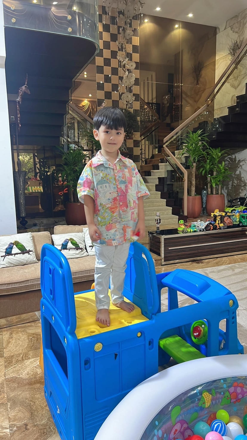 Kể từ khi công khai, Polo Huỳnh luôn nhận được sự quan tâm lớn từ phía khán giả (Ảnh: FBNV) Kể từ khi công khai, Polo Huỳnh luôn nhận được sự quan tâm lớn từ phía khán giả (Ảnh: FBNV)