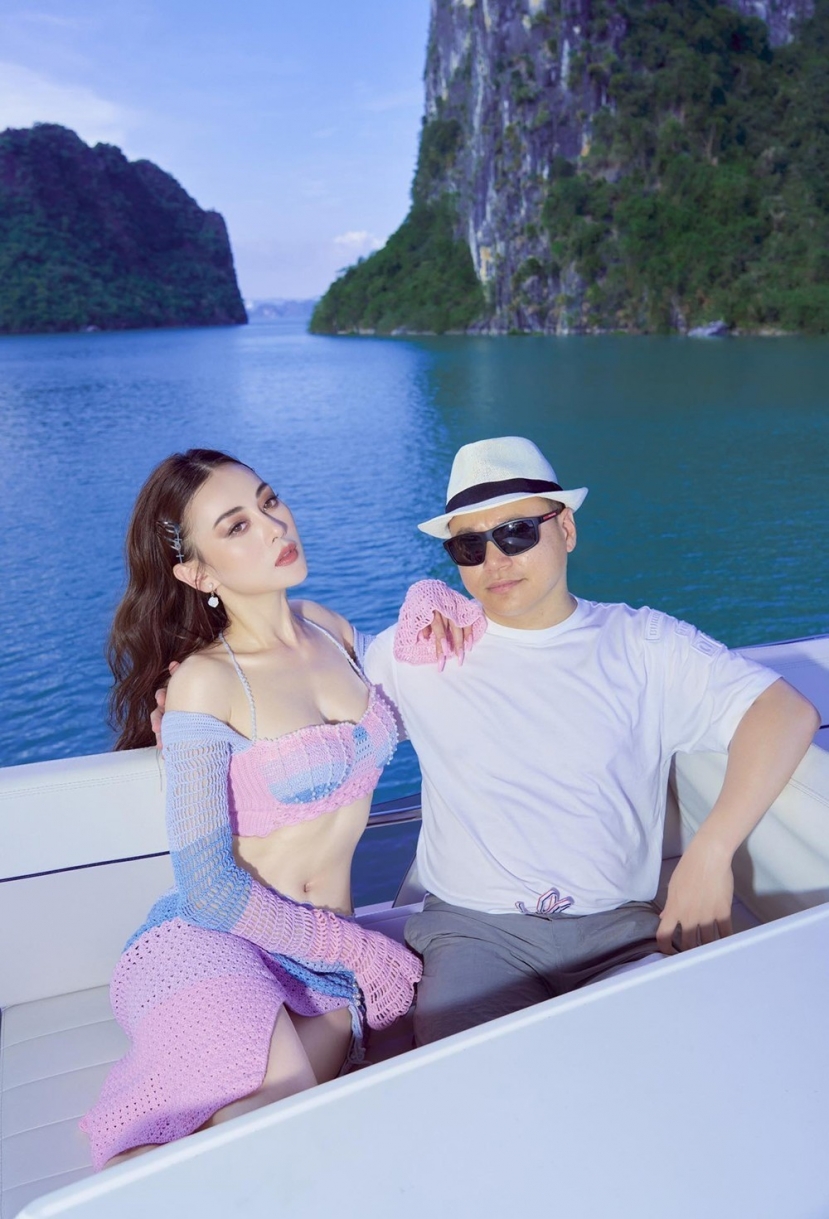 Doanh nhân Nguyễn Hòa Bình - Phương Oanh công khai chuyện tình cảm nhận được nhiều sự quan tâm lớn từ phía công chúng (Ảnh: FBNV) Doanh nhân Nguyễn Hòa Bình - Phương Oanh công khai chuyện tình cảm nhận được nhiều sự quan tâm lớn từ phía công chúng (Ảnh: FBNV)