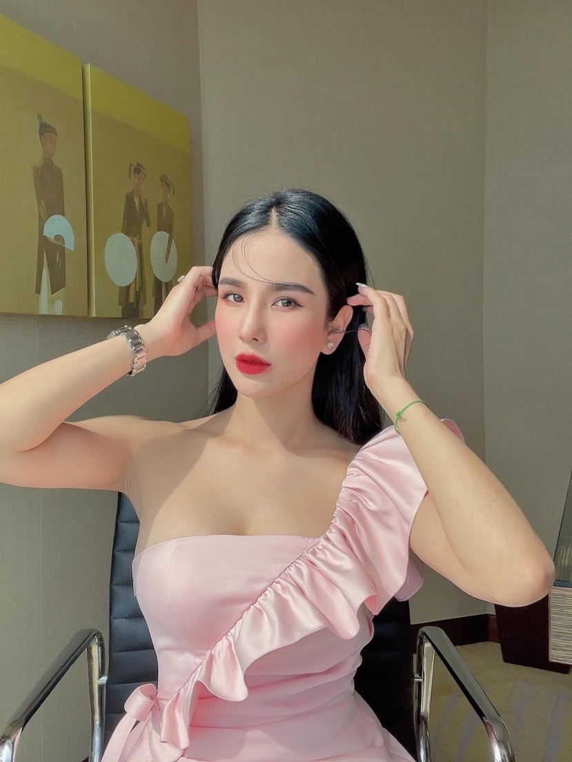 Diệp Lâm Anh có những chia sẻ khiến nhiều người chú ý (Ảnh: FBNV) Diệp Lâm Anh có những chia sẻ khiến nhiều người chú ý (Ảnh: FBNV)