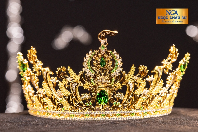 Cận cảnh Vương miện Hoa hậu cùng Tiara dành cho các Á hậu của Miss Grand Vietnam 2023 - Ảnh 2 Cận cảnh Vương miện Hoa hậu cùng Tiara dành cho các Á hậu của Miss Grand Vietnam 2023 - Ảnh 2