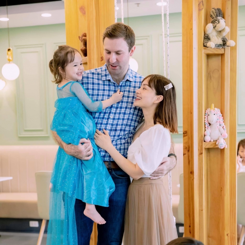 Gia đình nhỏ của diễn viên Lan Phương. Ảnh: FBNV Gia đình nhỏ của diễn viên Lan Phương. Ảnh: FBNV