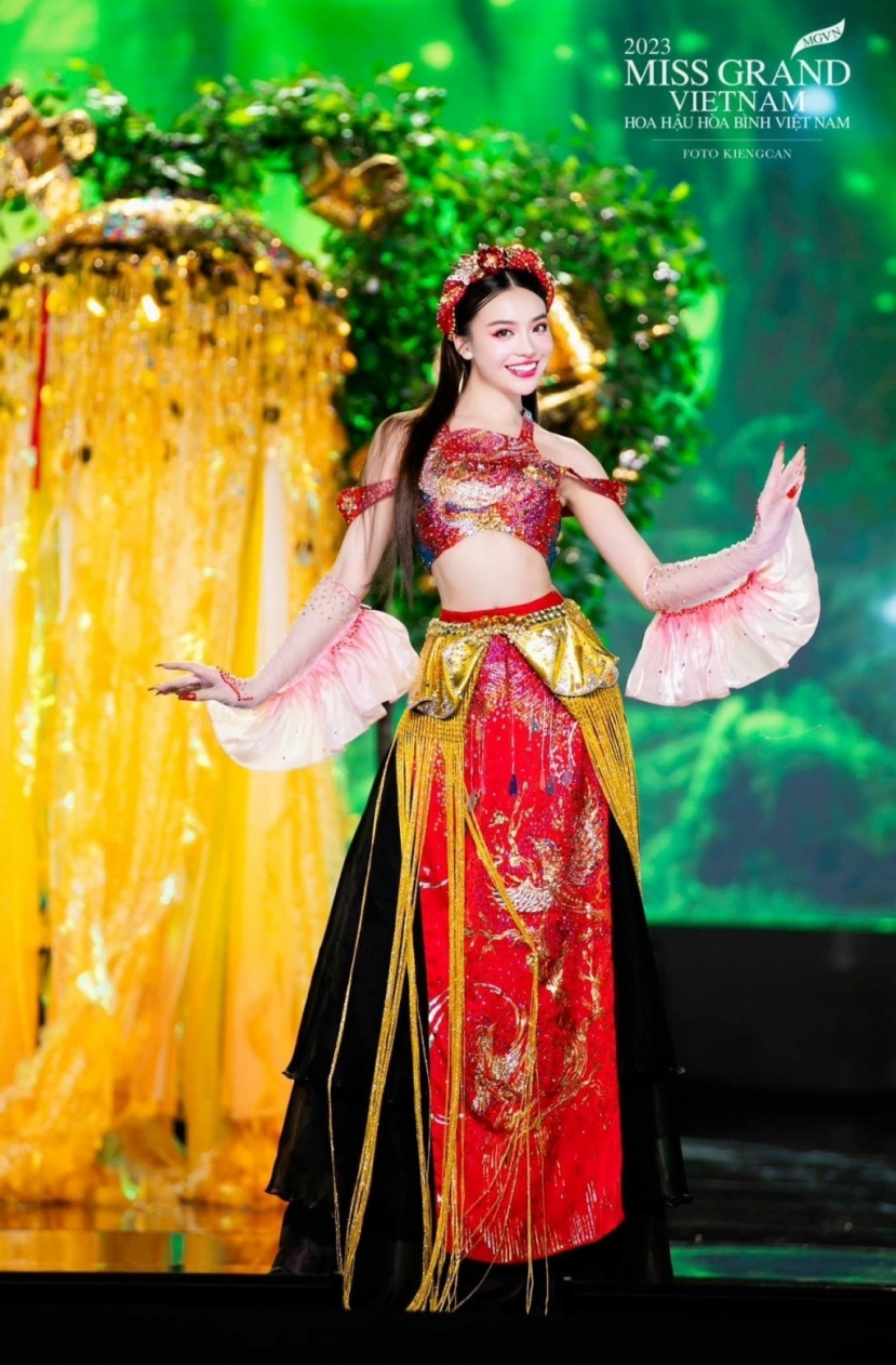 'Cô Tấm' Thùy Vi diện trang phục dân tộc trong Miss Grand Vietnam 2023. Ảnh: FBNV 'Cô Tấm' Thùy Vi diện trang phục dân tộc trong Miss Grand Vietnam 2023. Ảnh: FBNV