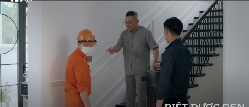 'Biệt dược đen' tập 18: Đạt 'điên' quyết giải mã để có 'nước khoái', Tuấn đóng giả 'thợ điện' - Ảnh 3 'Biệt dược đen' tập 18: Đạt 'điên' quyết giải mã để có 'nước khoái', Tuấn đóng giả 'thợ điện' - Ảnh 3