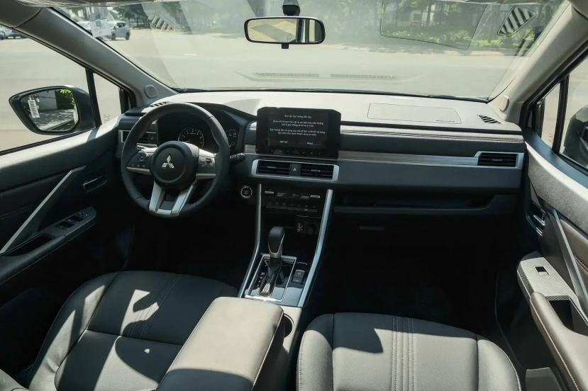 Mitsubishi Xpander: Ứng cử viên 'sáng giá' cho mẫu xe bán chạy nhất năm 2023 - Ảnh 4 Mitsubishi Xpander: Ứng cử viên 'sáng giá' cho mẫu xe bán chạy nhất năm 2023 - Ảnh 4