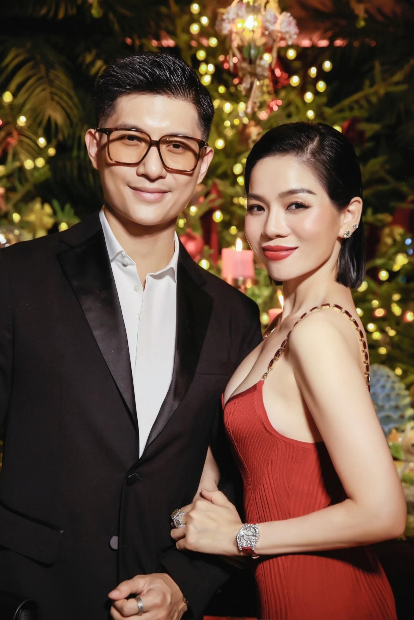 Lệ Quyên thừa nhận mới yêu 4 người và nói rõ quan điểm trong chuyện tình cảm - Ảnh 1 Lệ Quyên thừa nhận mới yêu 4 người và nói rõ quan điểm trong chuyện tình cảm - Ảnh 1