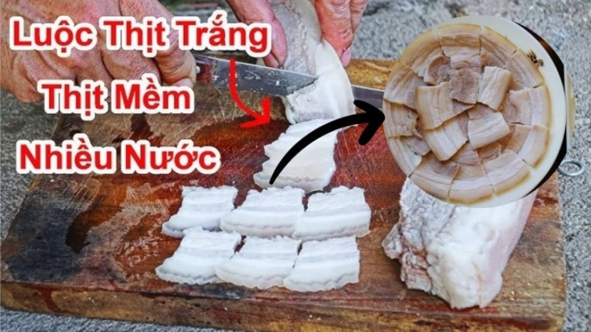 Chị em nội trợ nên biết: Luộc thịt ba chỉ đừng quên bỏ thứ này, thành phẩm sẽ ngon - thơm - Ảnh 2 Chị em nội trợ nên biết: Luộc thịt ba chỉ đừng quên bỏ thứ này, thành phẩm sẽ ngon - thơm - Ảnh 2
