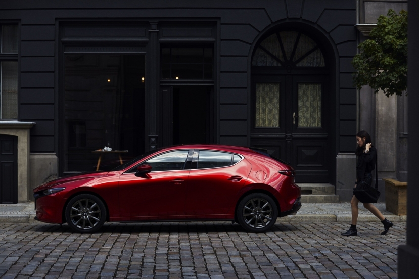 Lý giải lý do Mazda3 là mẫu sedan hạng C được nhiều người Việt yêu thích? - Ảnh 1 Lý giải lý do Mazda3 là mẫu sedan hạng C được nhiều người Việt yêu thích? - Ảnh 1