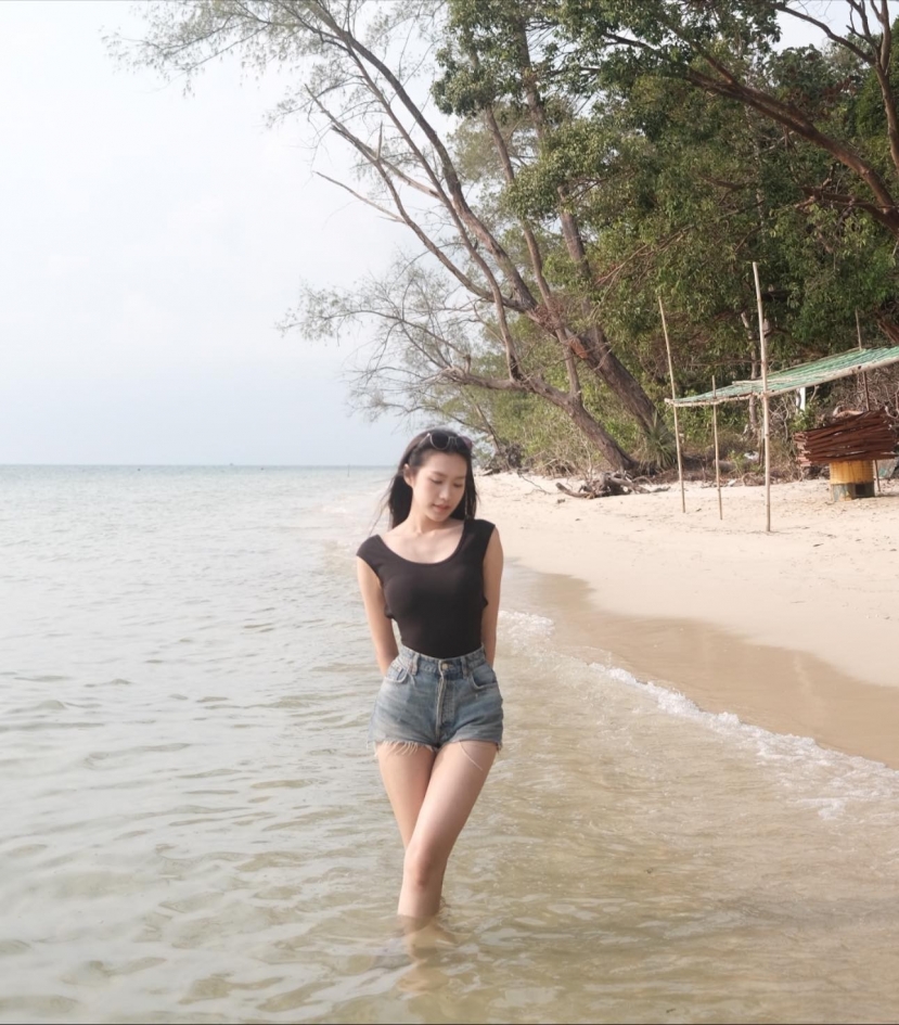 Vóc dáng 'siêu thực' hoàn hảo của bạn gái Đoàn Văn Hậu. Ảnh: FB Doãn Hải My. Vóc dáng 'siêu thực' hoàn hảo của bạn gái Đoàn Văn Hậu. Ảnh: FB Doãn Hải My.
