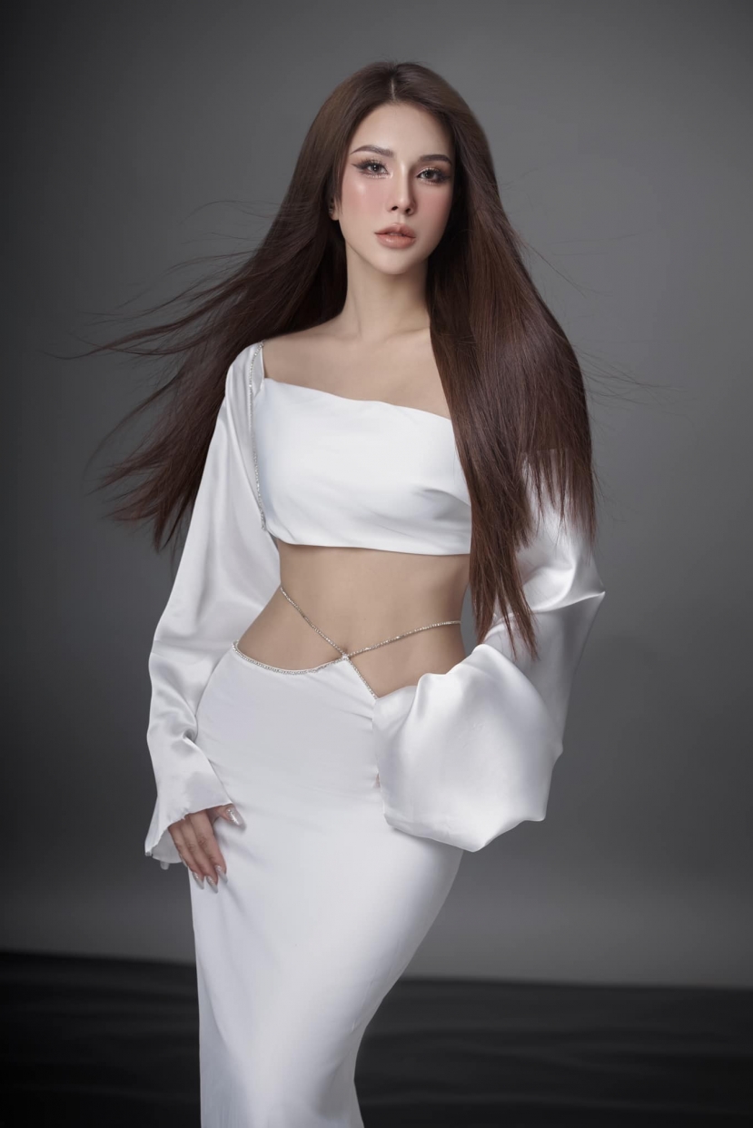 Ảnh FB Diệp Lâm Anh. Ảnh FB Diệp Lâm Anh.