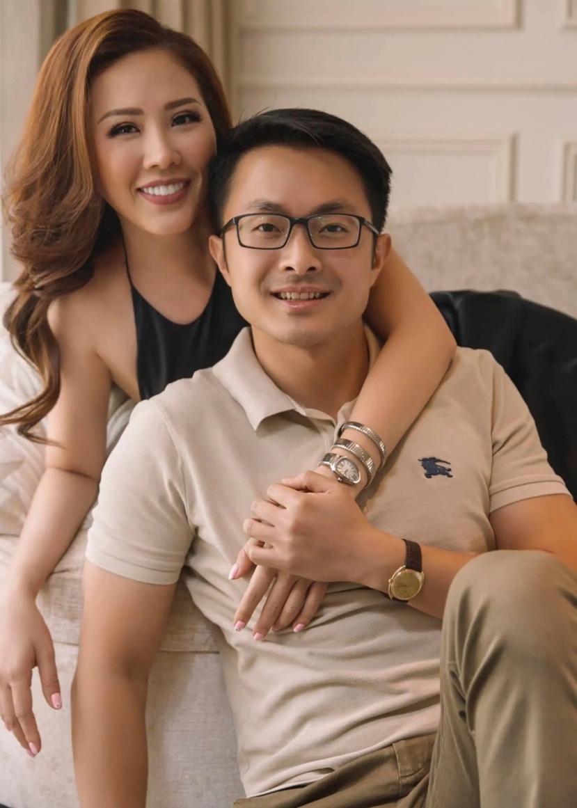 Hoa hậu Thu Hoài thông báo đã chia tay chồng trẻ kém 10 tuổi được gần 1 năm. Ảnh Internet. Hoa hậu Thu Hoài thông báo đã chia tay chồng trẻ kém 10 tuổi được gần 1 năm. Ảnh Internet.