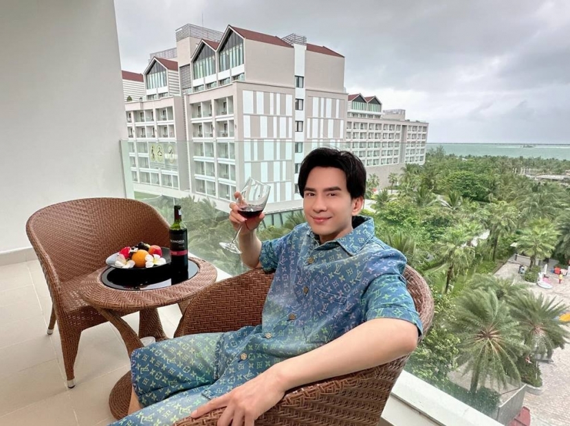 Nam ca sĩ không muốn con trai theo đuổi nghệ thuật. Ảnh: FB Đan Trường Phạm. Nam ca sĩ không muốn con trai theo đuổi nghệ thuật. Ảnh: FB Đan Trường Phạm.