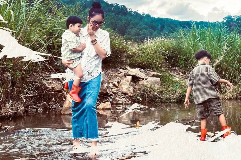 Ba mẹ con nữ diễn viên 8X trong chuyến đi Đà Lạt. Ảnh: FB Dương Cẩm Lynh. Ba mẹ con nữ diễn viên 8X trong chuyến đi Đà Lạt. Ảnh: FB Dương Cẩm Lynh.