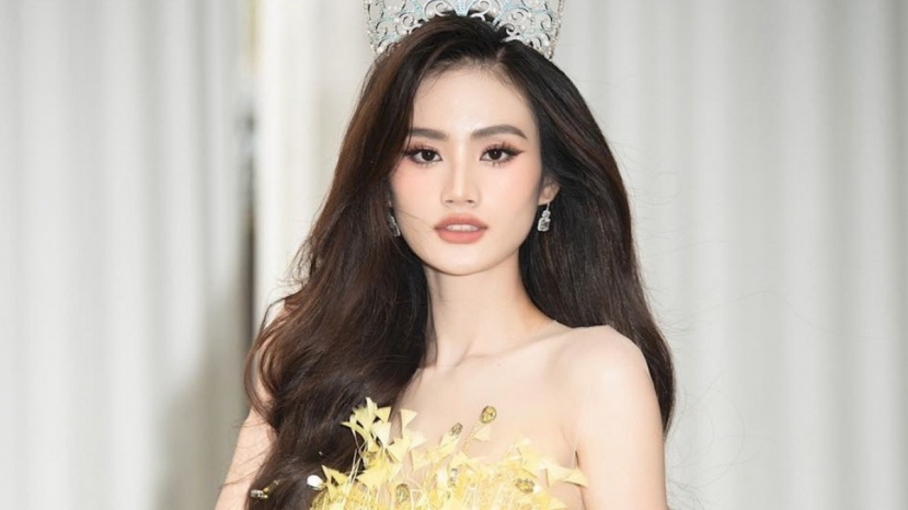Hoa hậu Ý Nhi. Hoa hậu Ý Nhi.