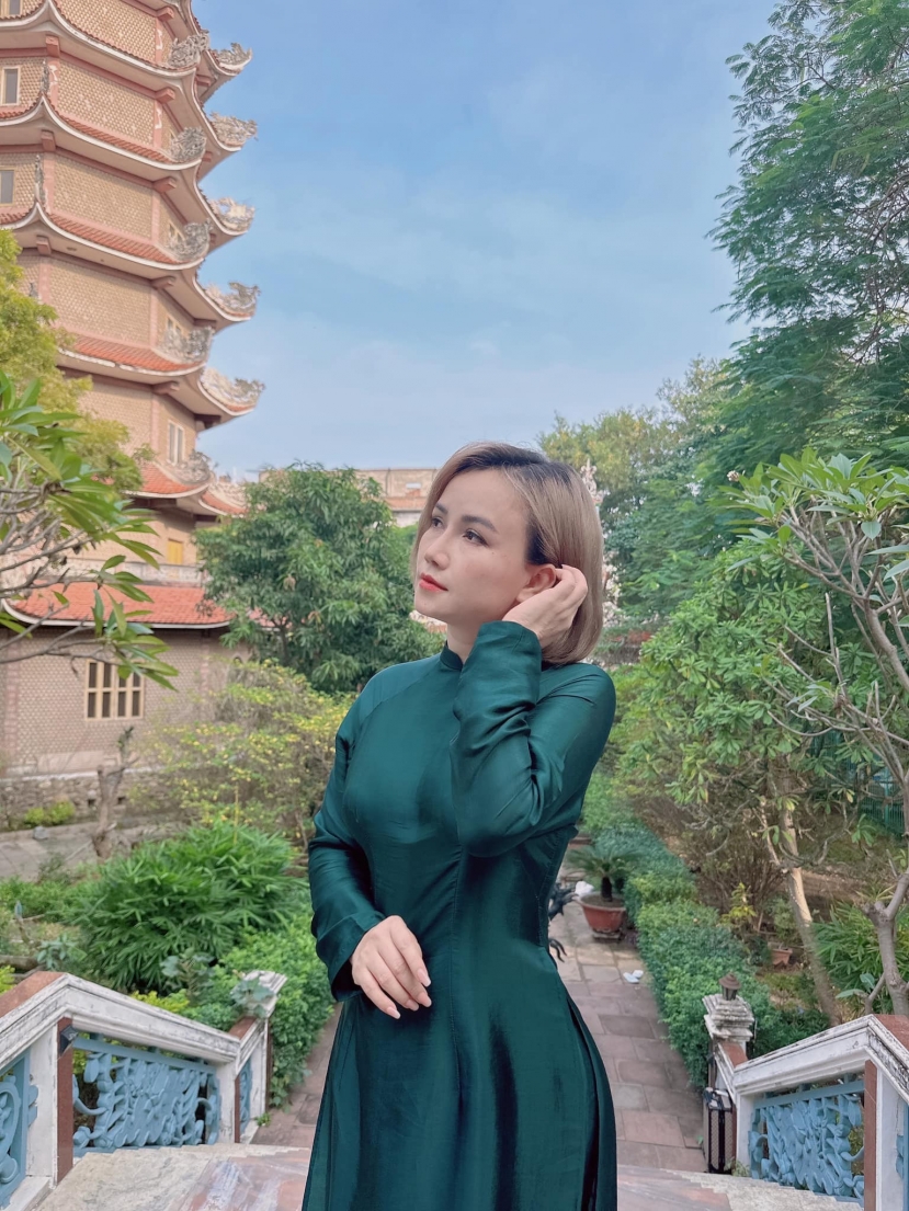 Nữ diễn viên cho biết, cô vẫn tiếp tục đóng phim và kinh doanh. Nữ diễn viên cho biết, cô vẫn tiếp tục đóng phim và kinh doanh.