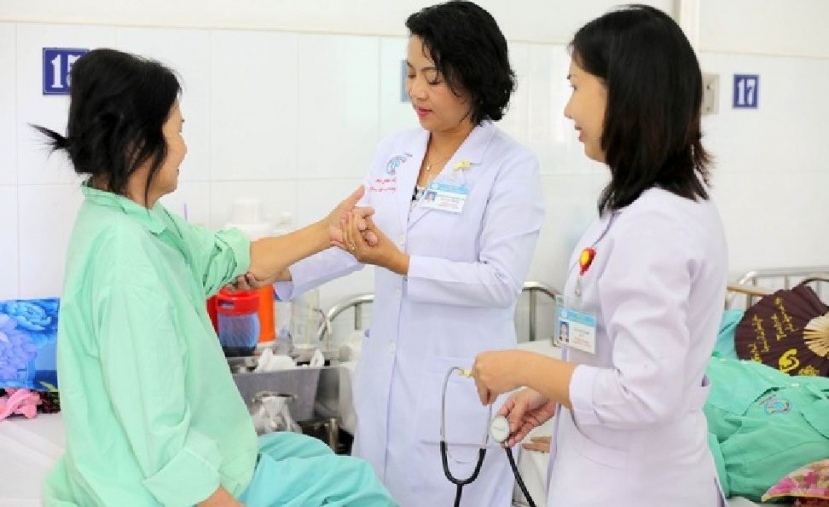 Từ 1/1/2024, bác sĩ được quyền từ chối khám chữa bệnh trong 5 trường hợp này - Ảnh 1 Từ 1/1/2024, bác sĩ được quyền từ chối khám chữa bệnh trong 5 trường hợp này - Ảnh 1