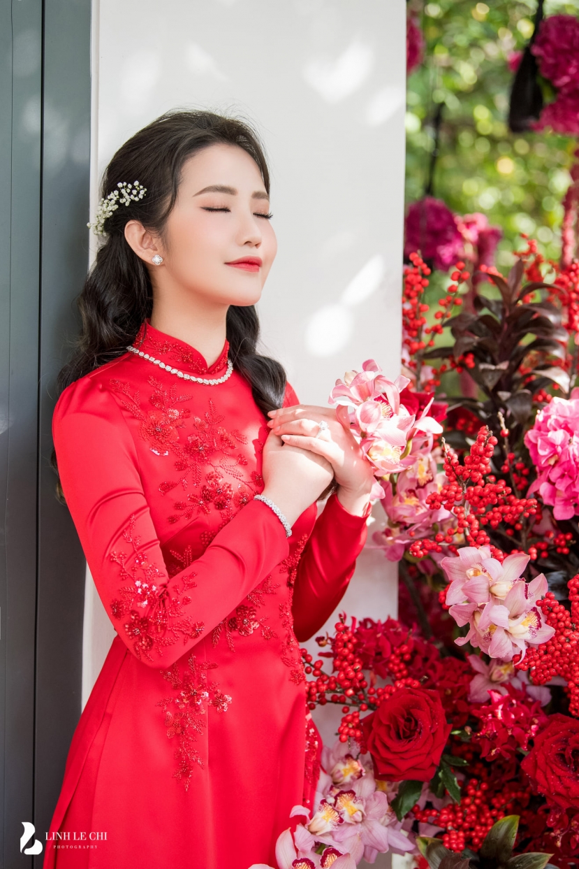 Primmy Trương xinh đẹp trong ngày về dinh với Phan Thành. Ảnh FB Linh Lê Chí Primmy Trương xinh đẹp trong ngày về dinh với Phan Thành. Ảnh FB Linh Lê Chí