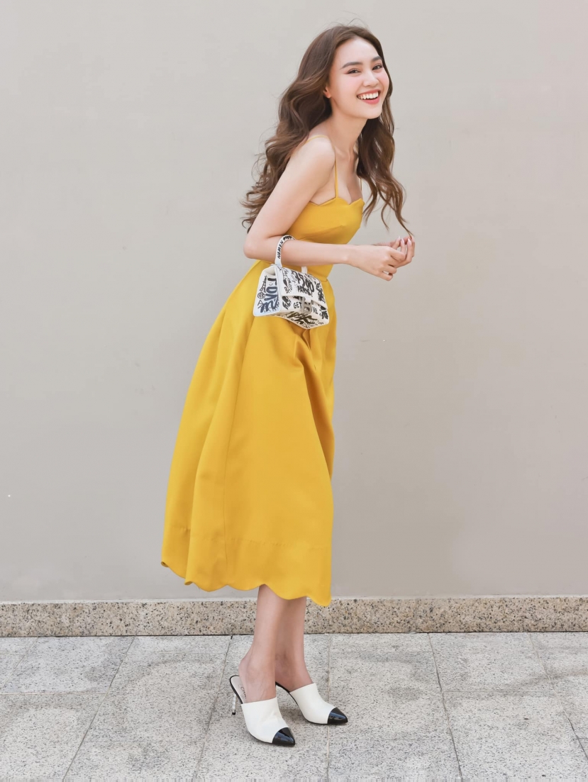 Ninh Dương Lan Ngọc lộ 'dấu vết' của tuổi tác giống Nhã Phương khi để mặt mộc ở nhà - Ảnh 1 Ninh Dương Lan Ngọc lộ 'dấu vết' của tuổi tác giống Nhã Phương khi để mặt mộc ở nhà - Ảnh 1