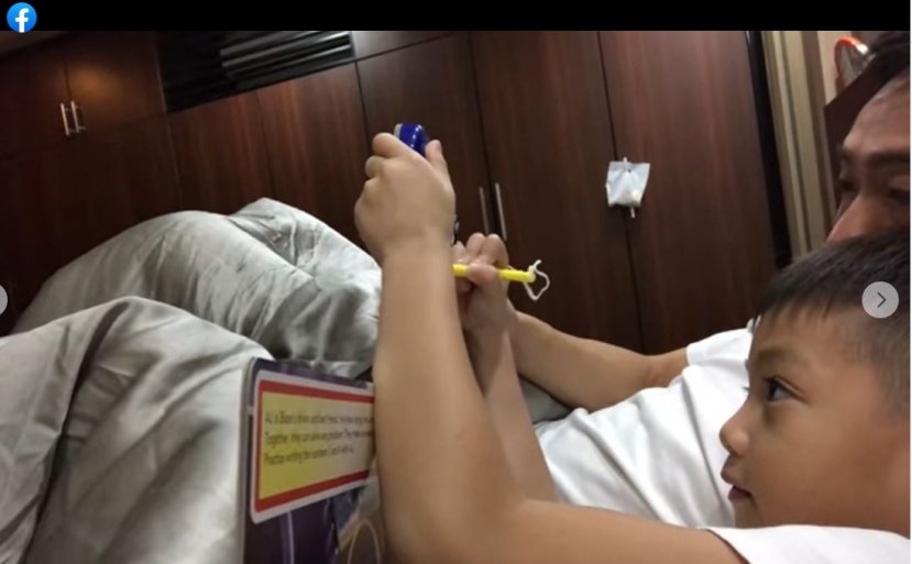 Cường Đô la tiết lộ Subeo và Suchin đều có sở thích được ba đọc truyện trước khi đi ngủ. Cường Đô la tiết lộ Subeo và Suchin đều có sở thích được ba đọc truyện trước khi đi ngủ.