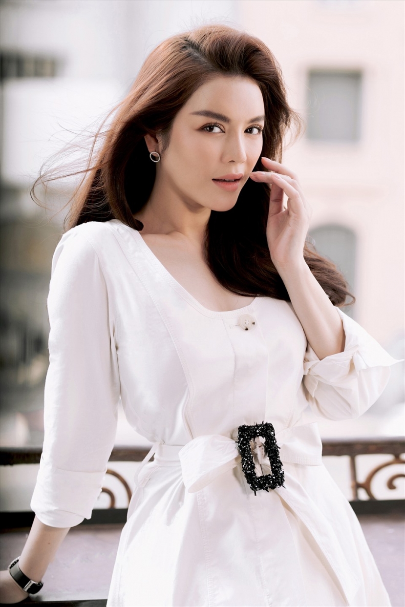 Lý Nhã Kỳ bất ngờ báo tin rất vui đúng ngày 'Lễ độc thân', Xuân Lan đã vội vào nhắc nhở 'buông ngay' - Ảnh 2 Lý Nhã Kỳ bất ngờ báo tin rất vui đúng ngày 'Lễ độc thân', Xuân Lan đã vội vào nhắc nhở 'buông ngay' - Ảnh 2
