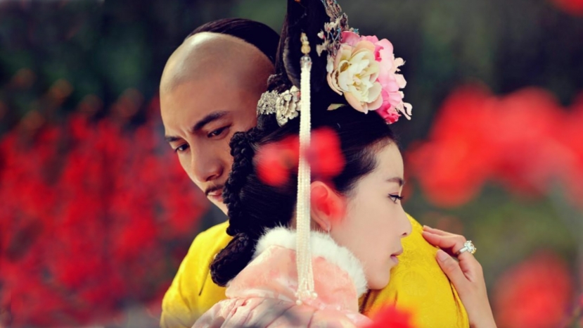 'Lúc người ném ô đứng cạnh ta dưới gió mưa, một nỗi đau cùng chia, hai tâm tình cùng chịu, trái tim ra vốn đã thuộc về người mất rồi...', Nhược Hy (Lưu Thi Thi) - Bộ Bộ Kinh Tâm. 'Lúc người ném ô đứng cạnh ta dưới gió mưa, một nỗi đau cùng chia, hai tâm tình cùng chịu, trái tim ra vốn đã thuộc về người mất rồi...', Nhược Hy (Lưu Thi Thi) - Bộ Bộ Kinh Tâm.