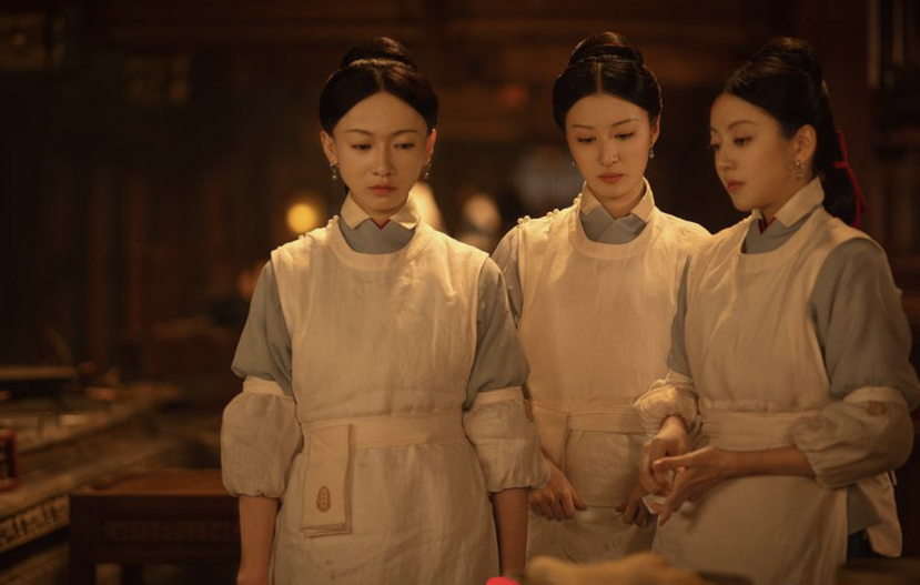 Nhan sắc diễn viên bị dìm đáng kể. Nhan sắc diễn viên bị dìm đáng kể.