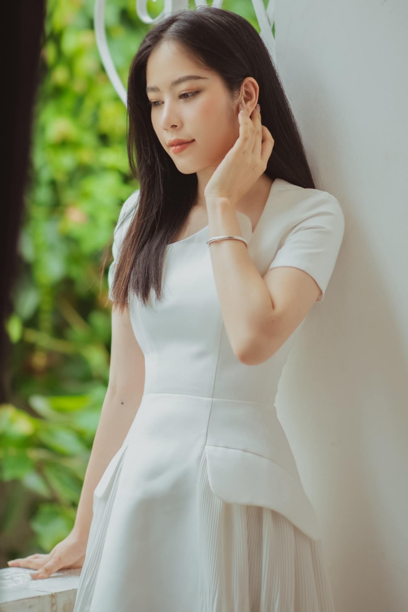 Nam Em bất ngờ 'chơi lớn' sau khi thoát khỏi biến cố tình cảm với Trường Giang - Ảnh 1 Nam Em bất ngờ 'chơi lớn' sau khi thoát khỏi biến cố tình cảm với Trường Giang - Ảnh 1