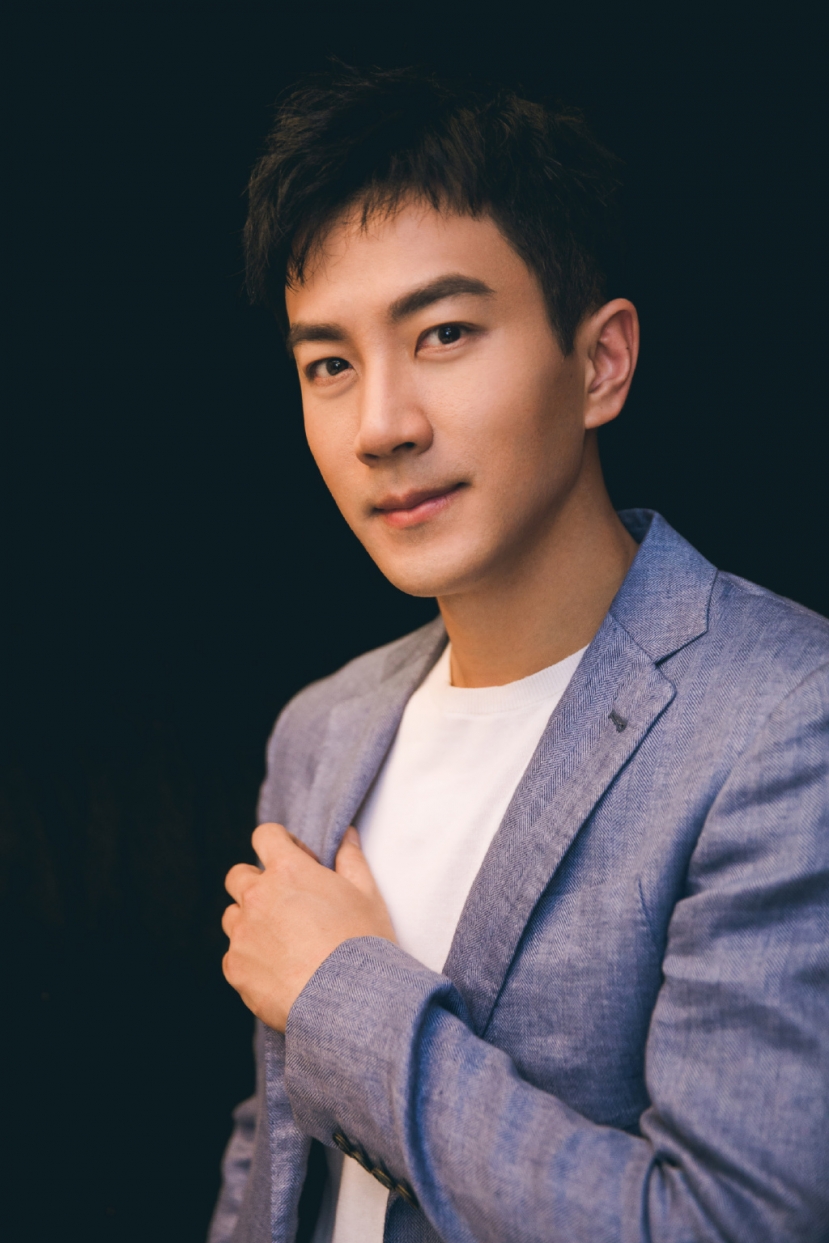 Lưu Khải Uy bị trích làm màu sau phát ngôn của bố ruột Lưu Khải Uy bị trích làm màu sau phát ngôn của bố ruột