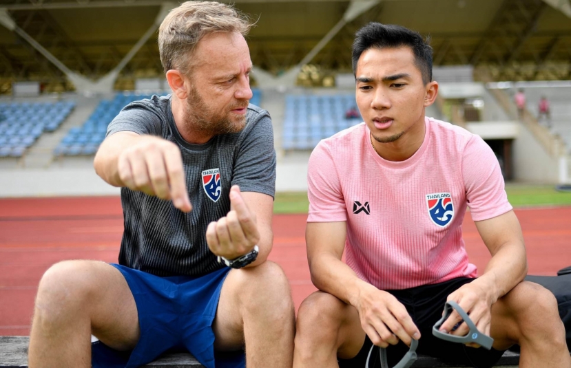 Chanathip là nhân tố quan trọng nhất trong các pha lên bóng của Thái Lan (Ảnh: tienphong) Chanathip là nhân tố quan trọng nhất trong các pha lên bóng của Thái Lan (Ảnh: tienphong)