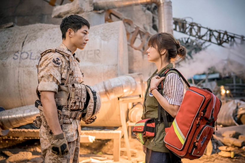 Song Hye Kyo và Song Joong Ki bén duyên với nhau sau bộ phim Hậu Duệ Mặt Trời. Ảnh: Internet Song Hye Kyo và Song Joong Ki bén duyên với nhau sau bộ phim Hậu Duệ Mặt Trời. Ảnh: Internet
