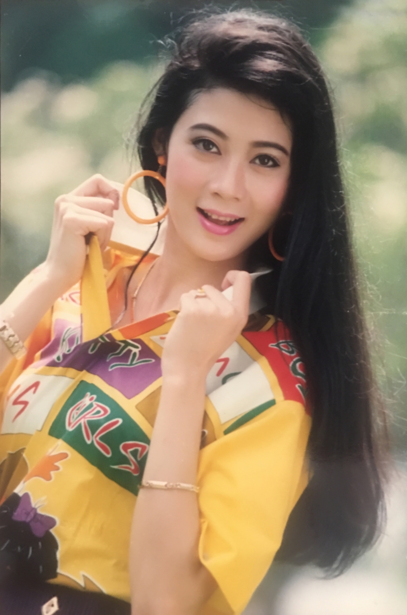 Nhan sắc xinh đẹp của một Diễm Hương những năm thập niên 90. Ảnh: Internet Nhan sắc xinh đẹp của một Diễm Hương những năm thập niên 90. Ảnh: Internet