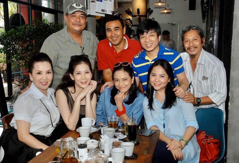 Mộng Vân thỉnh thoảng gặp lại những người bạn bè thân thiết trong đó có nữ hoàng ảnh lịch Diễm Hương. Ảnh: Internet Mộng Vân thỉnh thoảng gặp lại những người bạn bè thân thiết trong đó có nữ hoàng ảnh lịch Diễm Hương. Ảnh: Internet