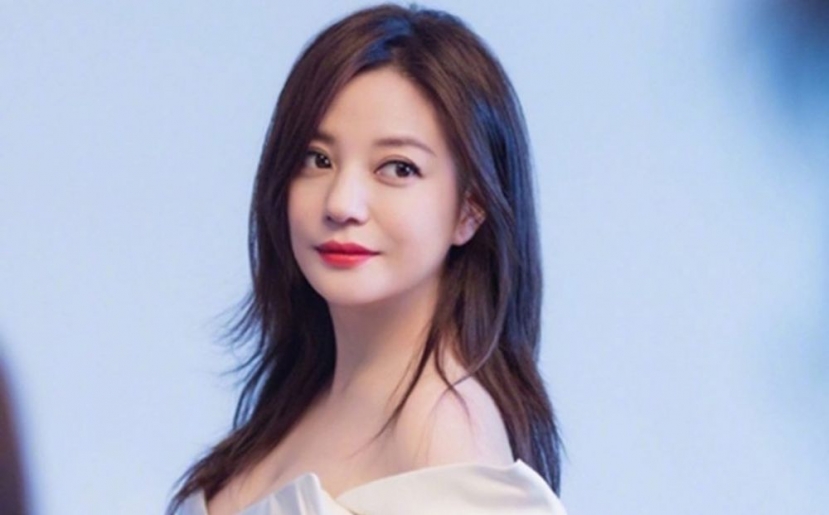 Triệu Vy chính thức 'rớt đài' sau nhiều bê bối đời tư. Ảnh: Internet Triệu Vy chính thức 'rớt đài' sau nhiều bê bối đời tư. Ảnh: Internet
