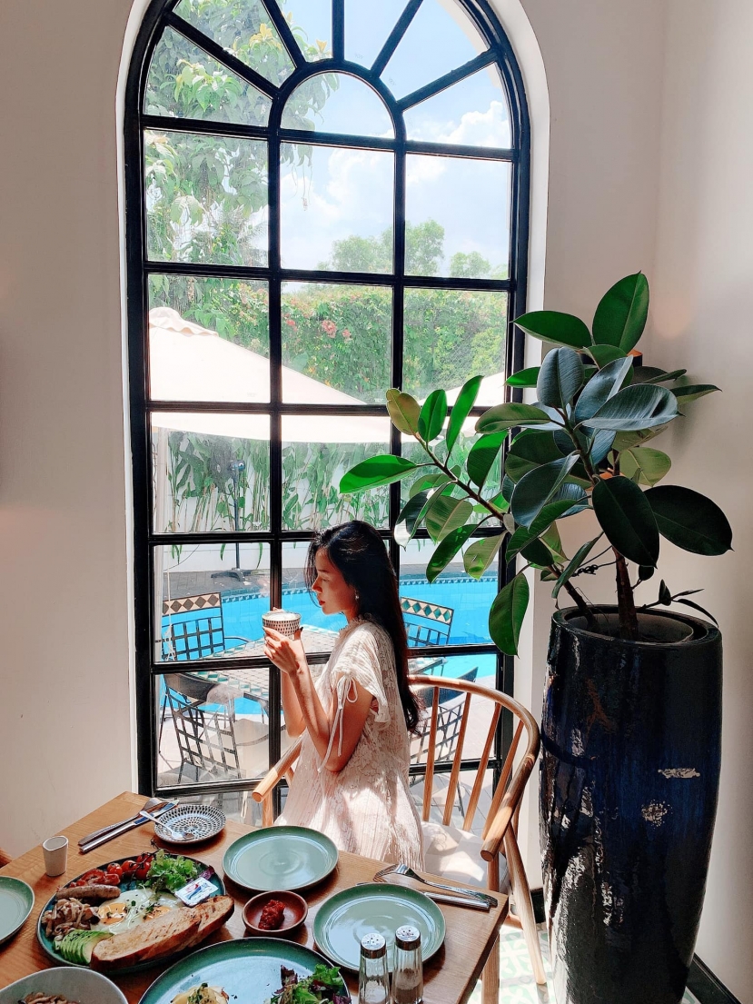 Cùng với dòng trạng thái càng ngẫm càng chí lý là hình ảnh sodeep thế này. Ảnh: Facebook Cùng với dòng trạng thái càng ngẫm càng chí lý là hình ảnh sodeep thế này. Ảnh: Facebook